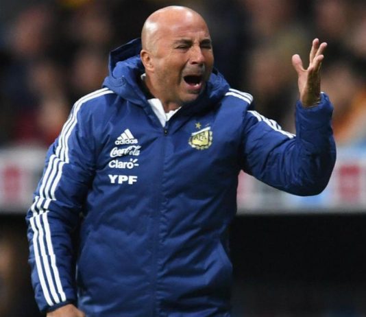 AFA finalmente despide a Sampaoli
