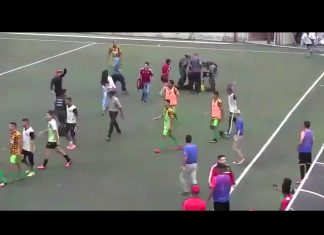 Los videos de la verguenza del #futve – Minasoro FC cae a golpes a terna arbitral