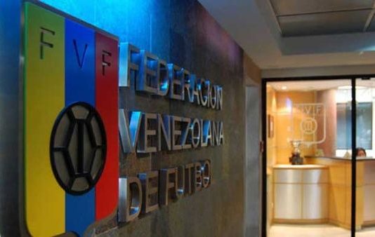 El fútbol venezolano se prepara sin calendario ni anuncio oficial de los 20 equipos en primera
