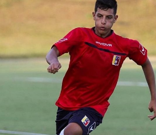 La Vinotinto ya entrena con su nueva camiseta Givova, conócela (+Fotos)