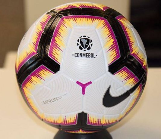 Conmebol presenta el balón oficial para la Copa Libertadores 2019