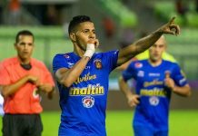 Caracas logra agónico empate con el Aragua en el minuto 97